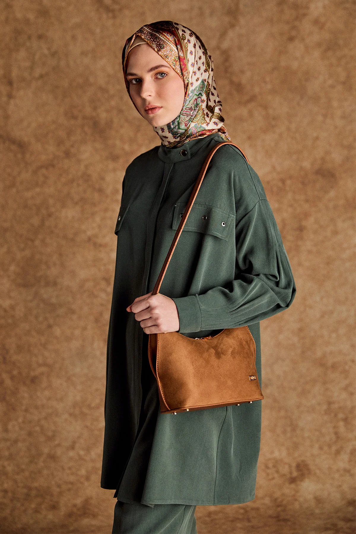 Süet Görünümlü Omuz Çantası, Tesettür Giyim