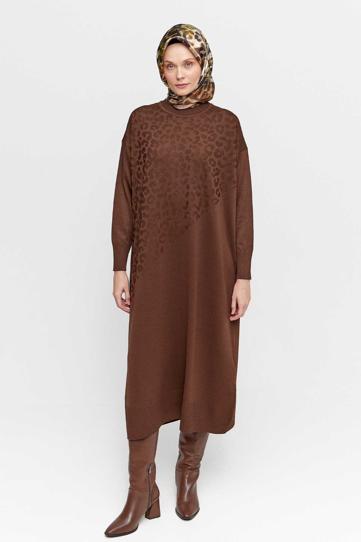 Leopar Desenli Triko Elbise