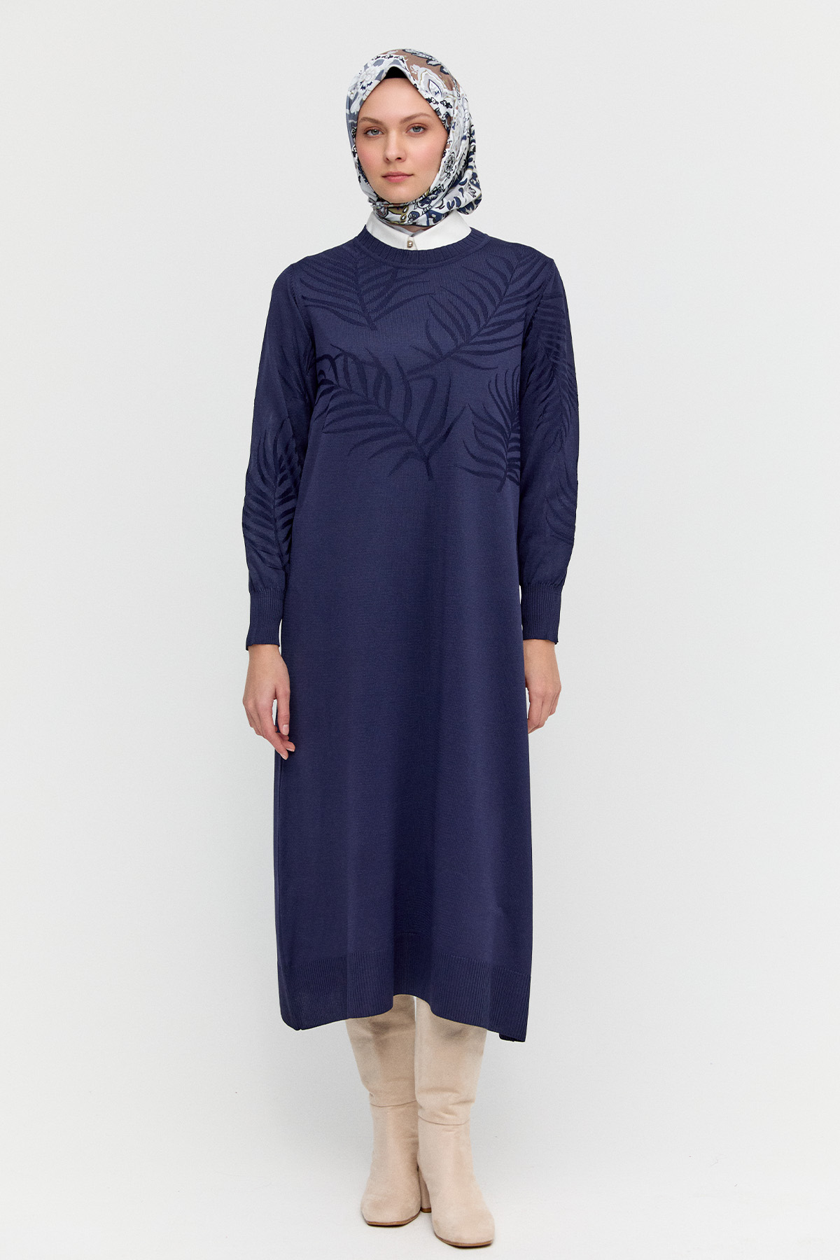 Yaprak Desenli Ribanalı Triko Elbise