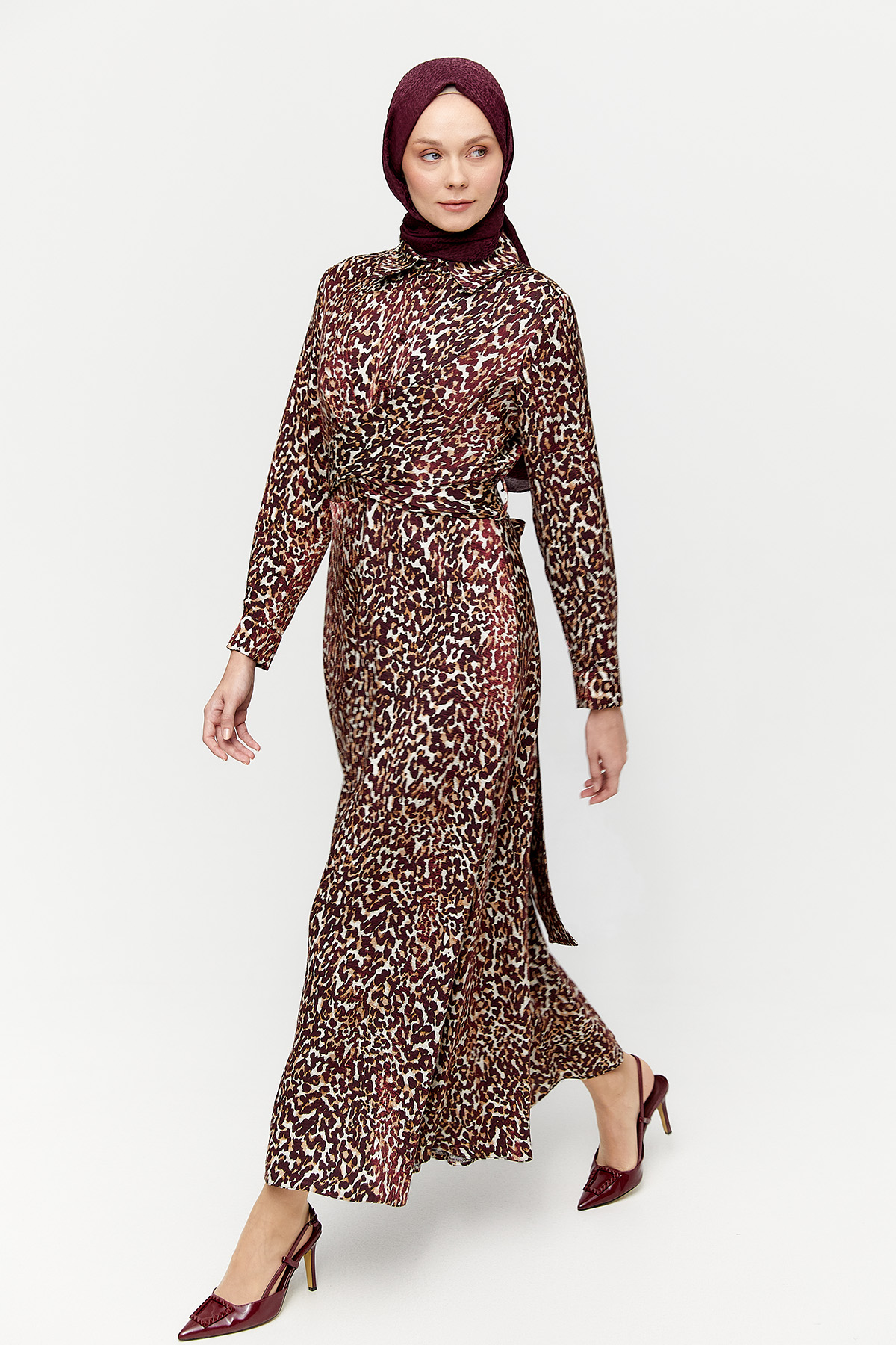 Jakarlı Leopar Elbise