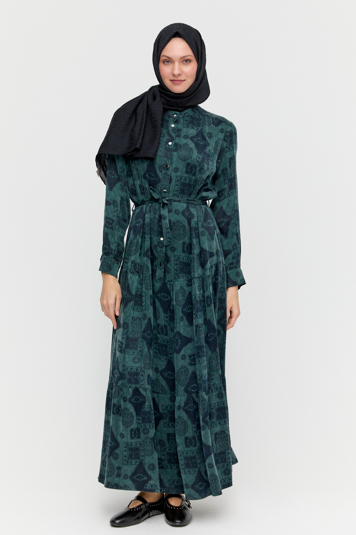 Hakim Yakalı Kuşaklı Katmanlı Elbise