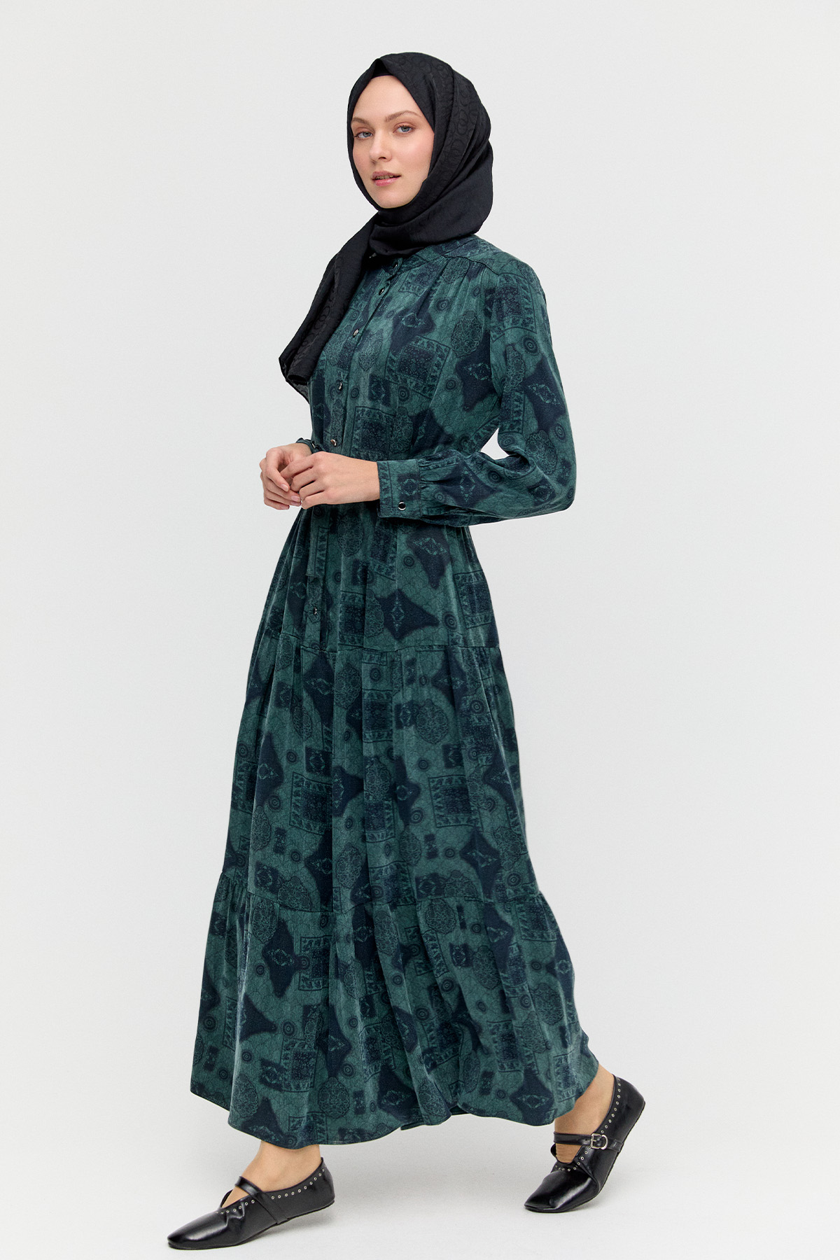 Hakim Yakalı Kuşaklı Katmanlı Elbise