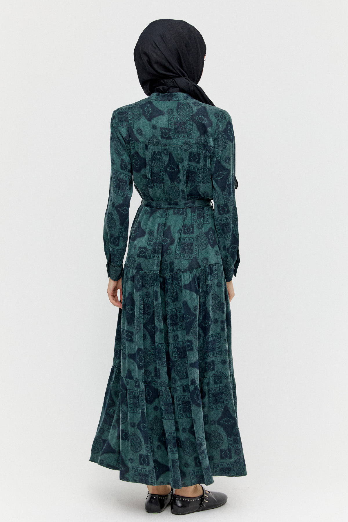 Hakim Yakalı Kuşaklı Katmanlı Elbise