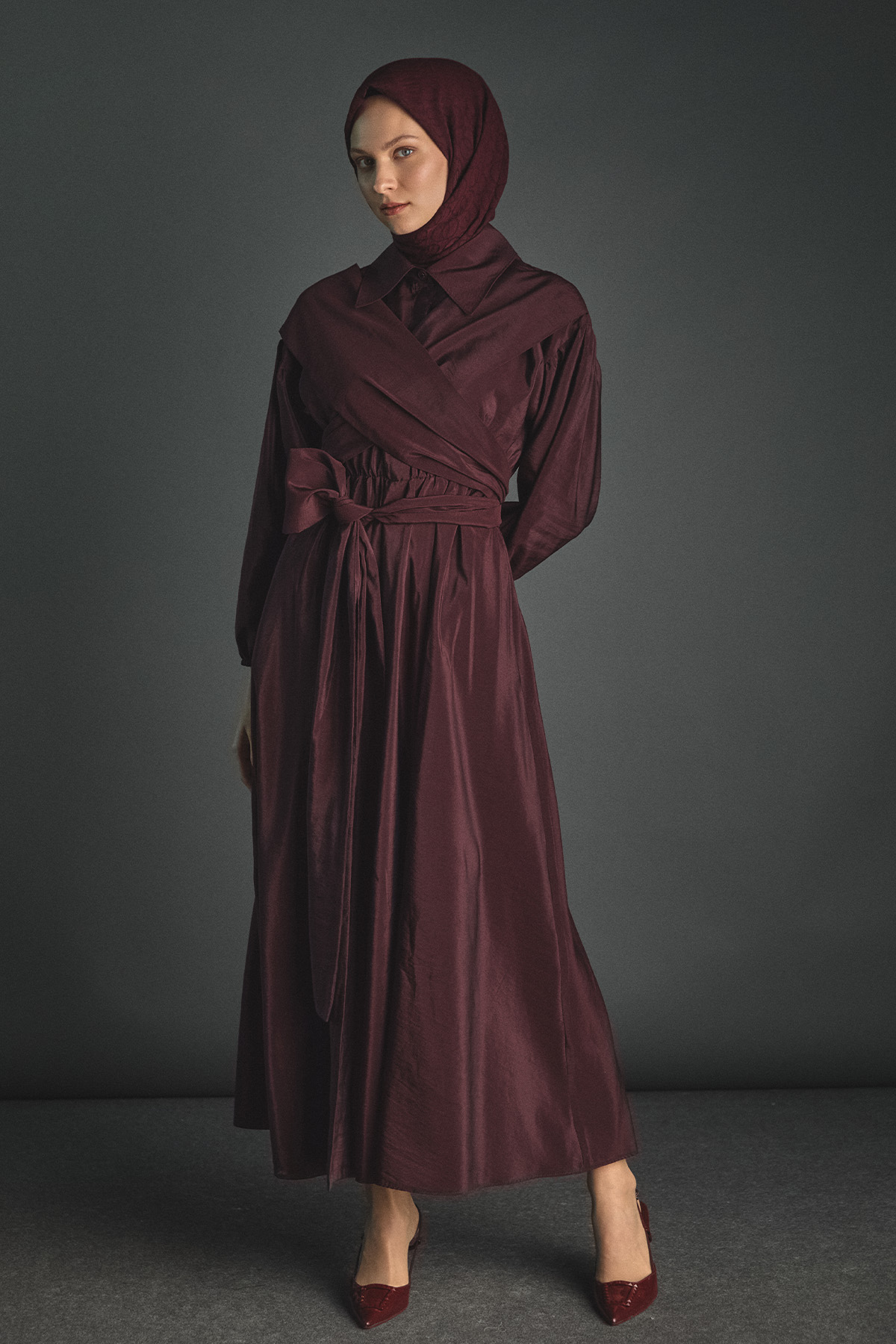 Uzun Kuşaklı Paraşüt Elbise