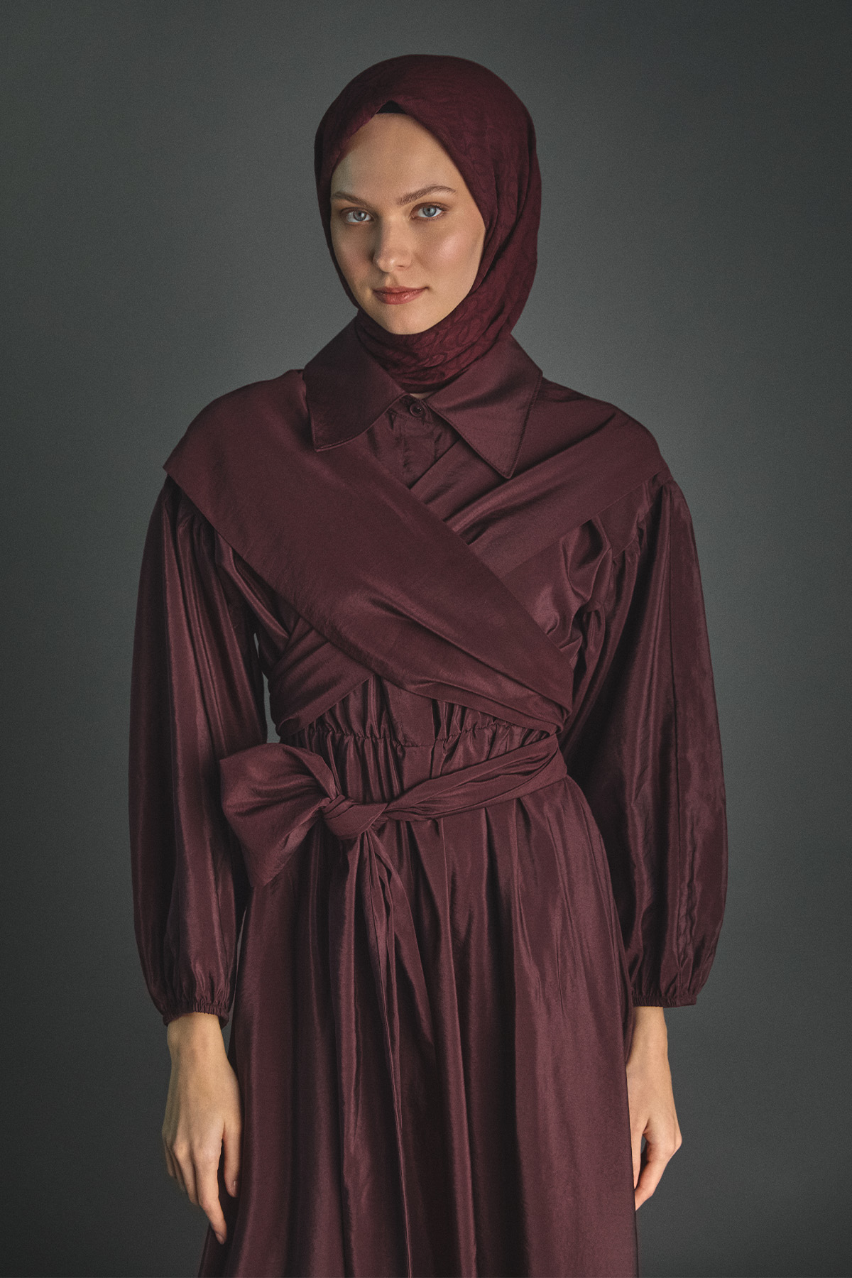 Uzun Kuşaklı Paraşüt Elbise