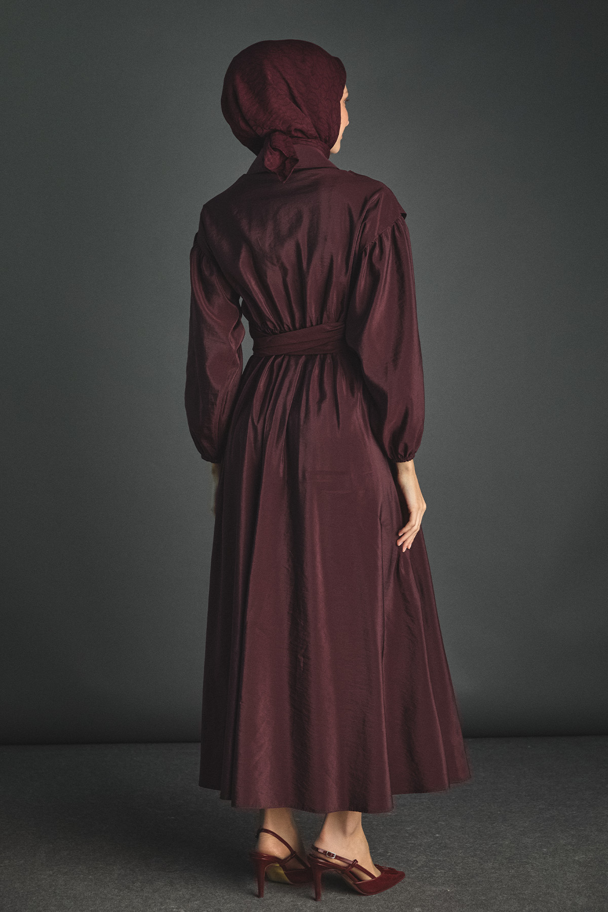 Uzun Kuşaklı Paraşüt Elbise