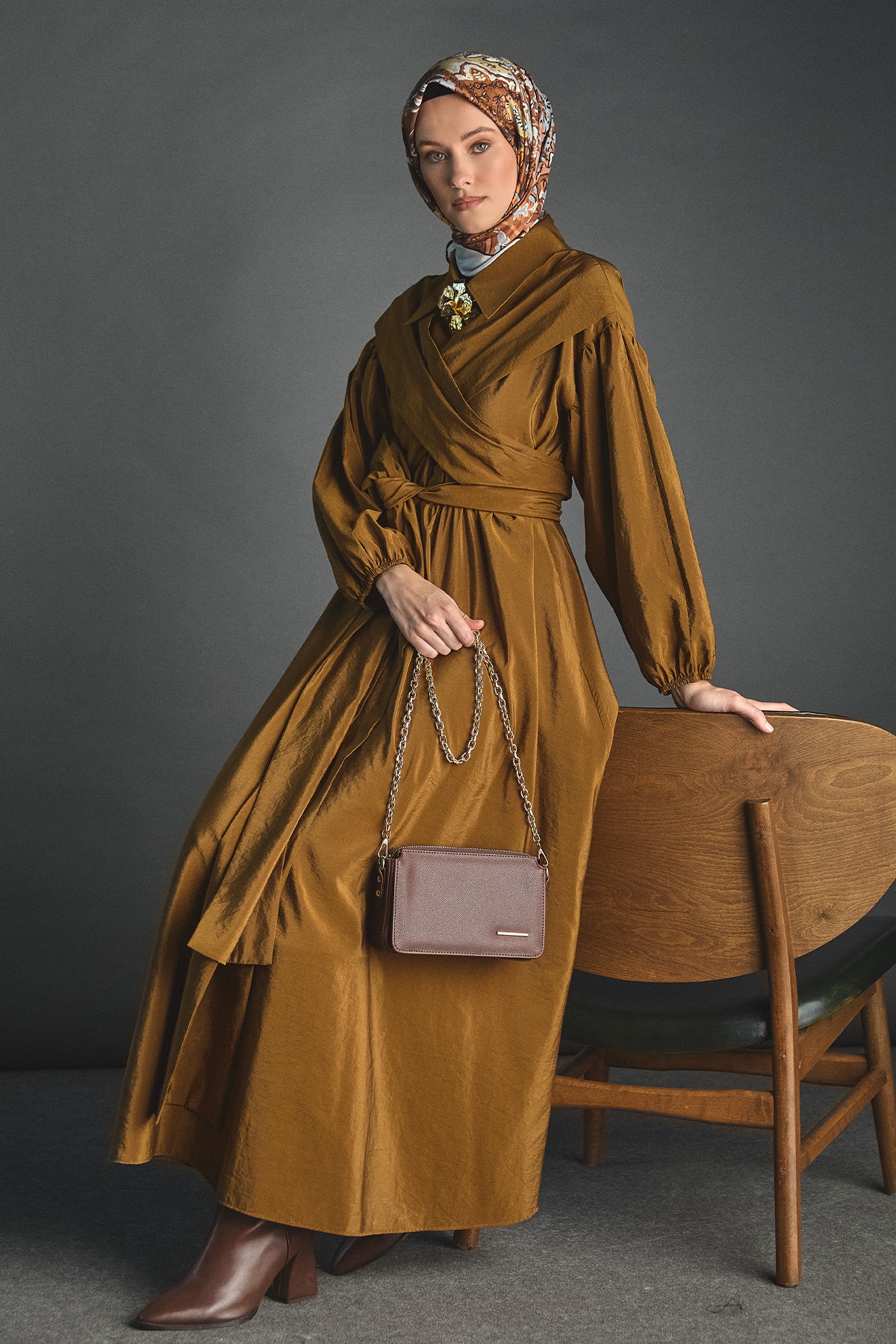 Uzun Kuşaklı Paraşüt Elbise