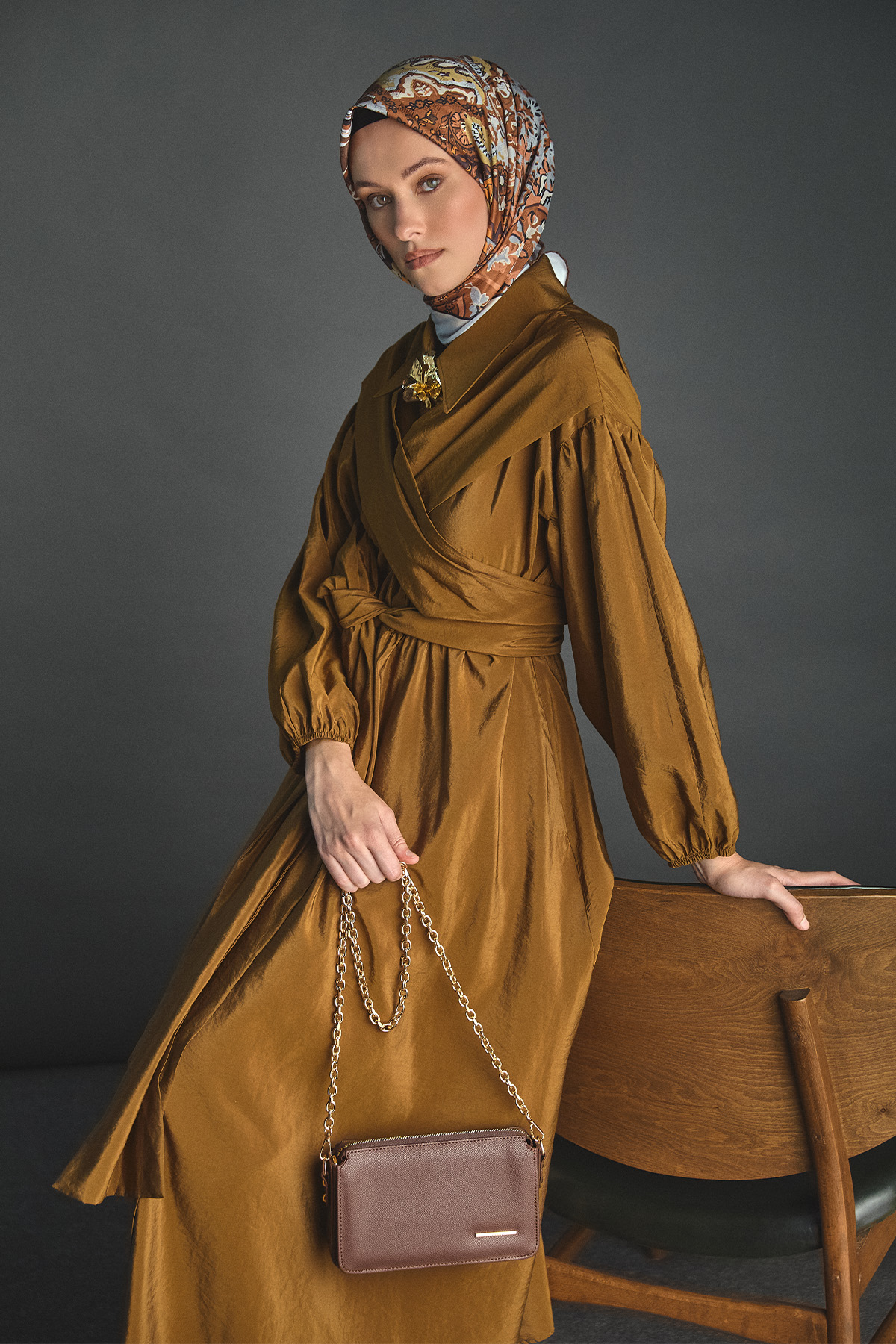 Uzun Kuşaklı Paraşüt Elbise