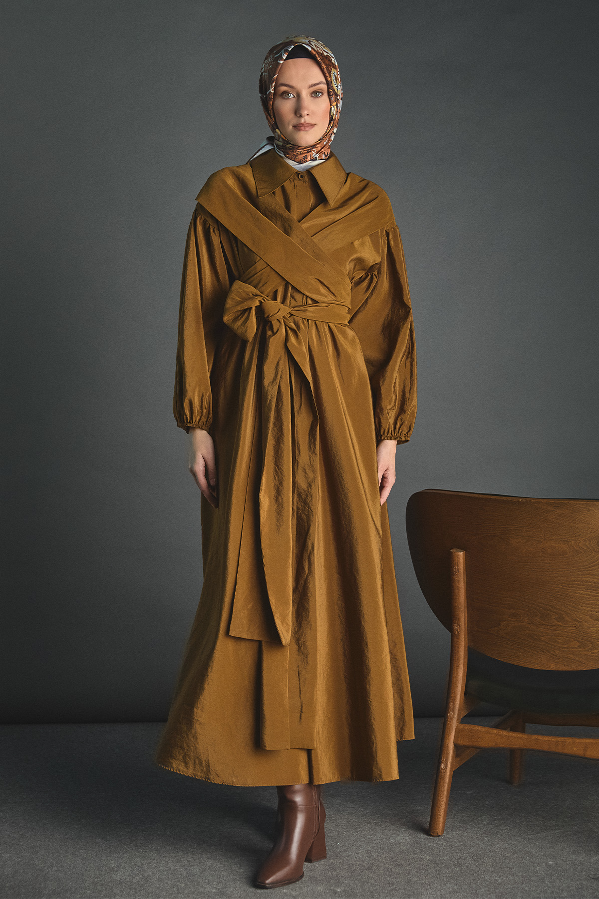 Uzun Kuşaklı Paraşüt Elbise