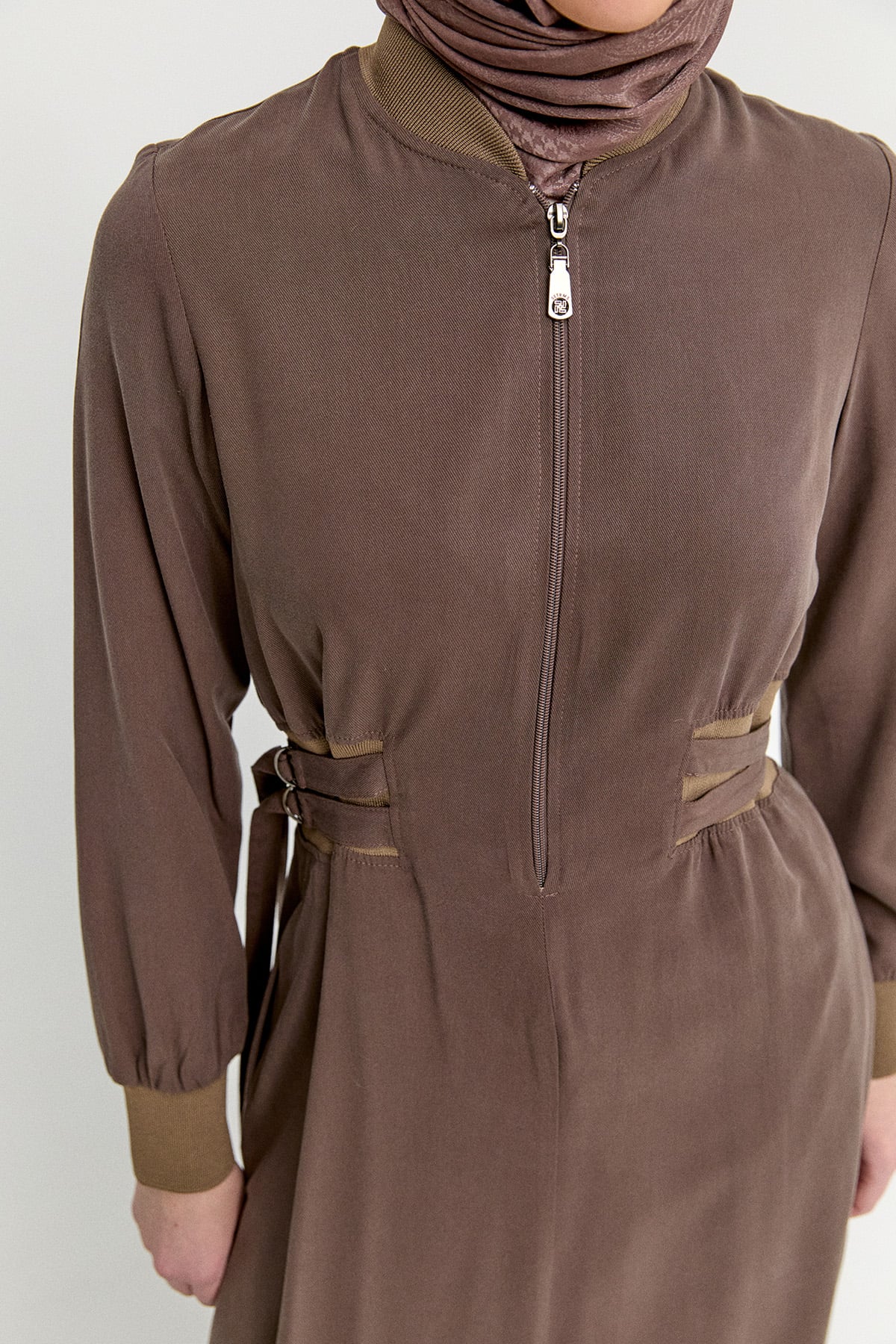 Kemerli Bomber Yakalı Lyocell Elbise, Tesettür Giyim