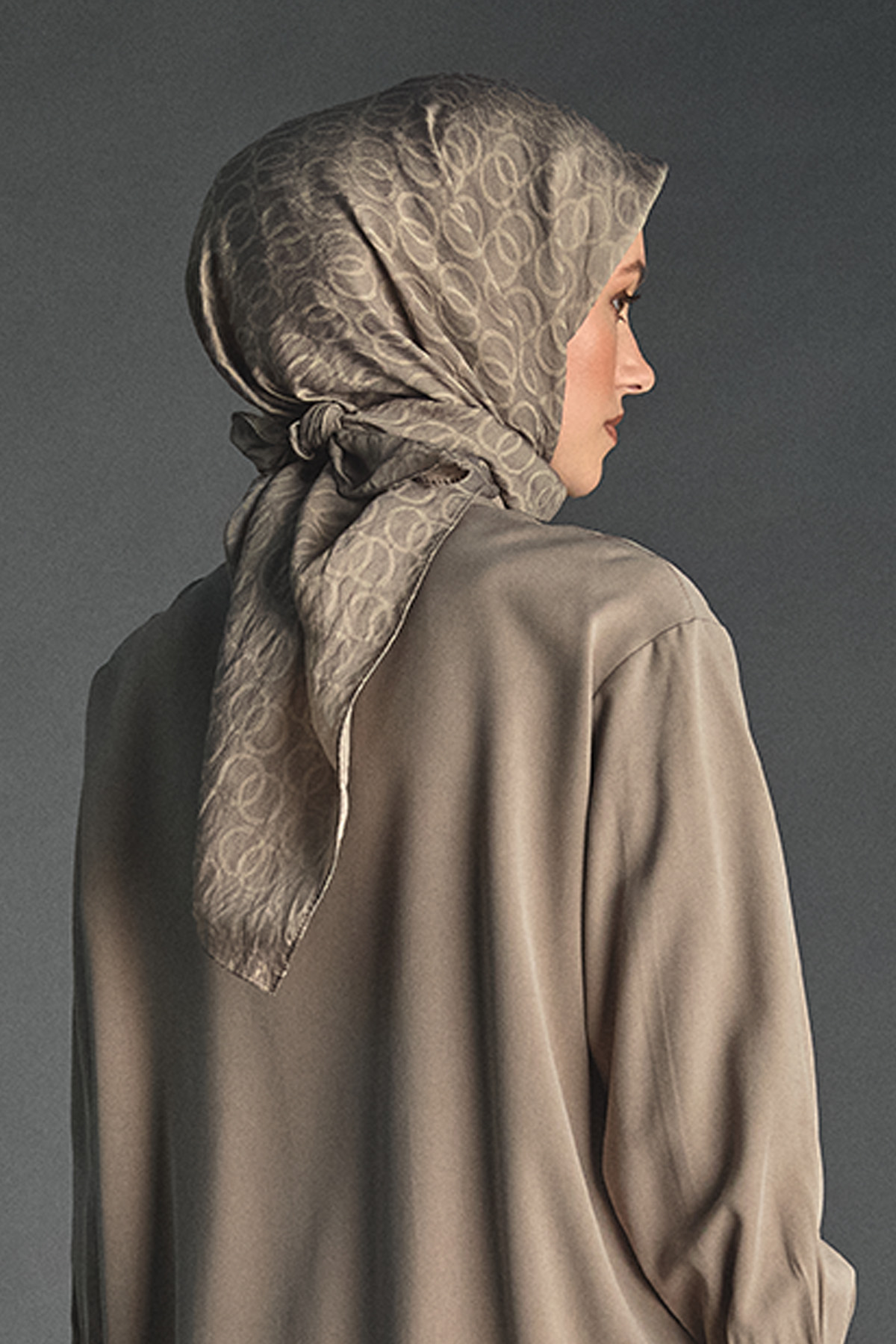 Yuvarlak Desenli Viskon Eşarp