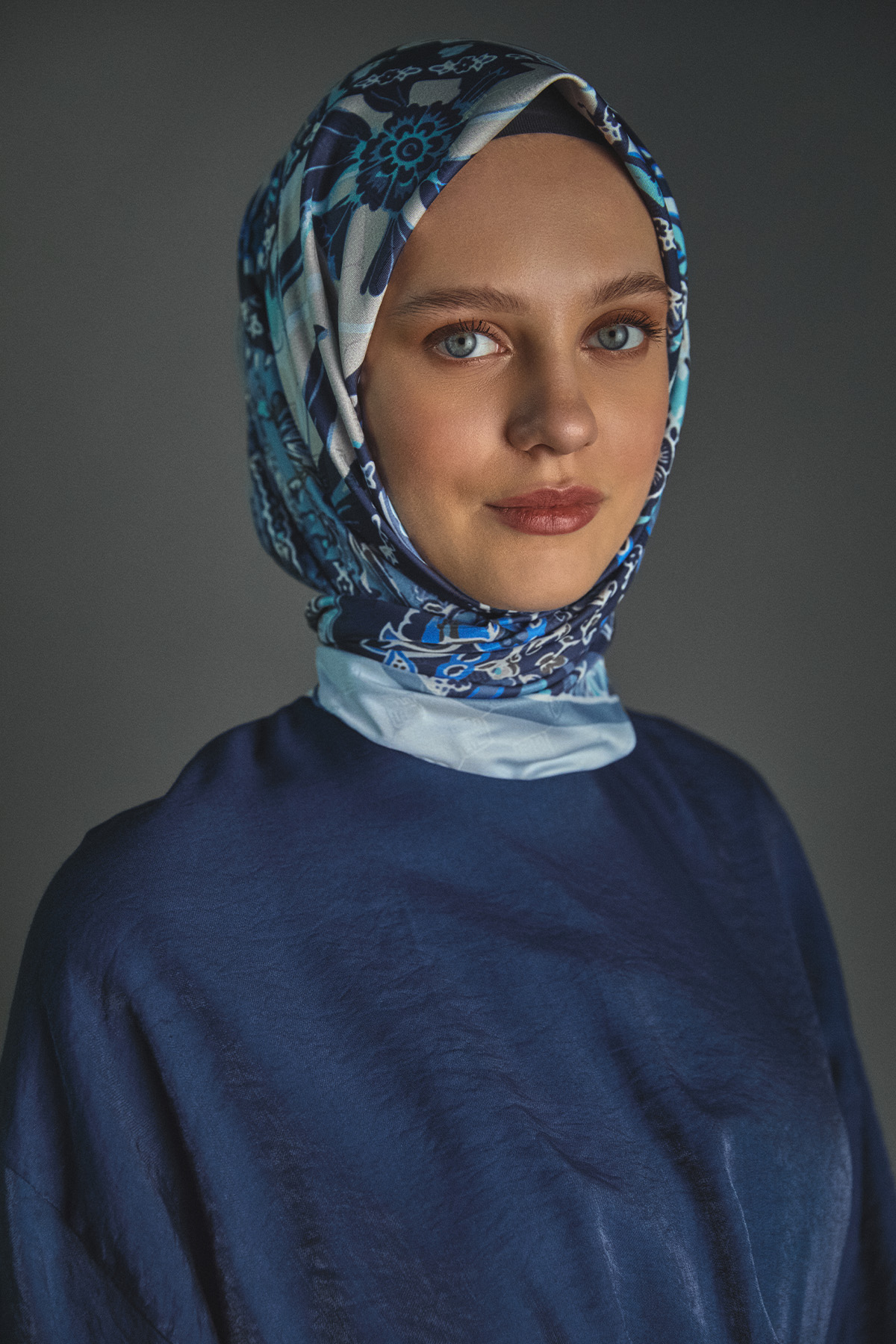 Geleneksel Motifli Jakarlı Eşarp