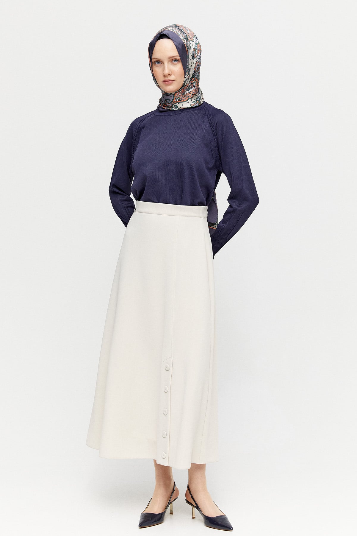 Süs Düğmeli Evaze Etek, Tesettür Giyim