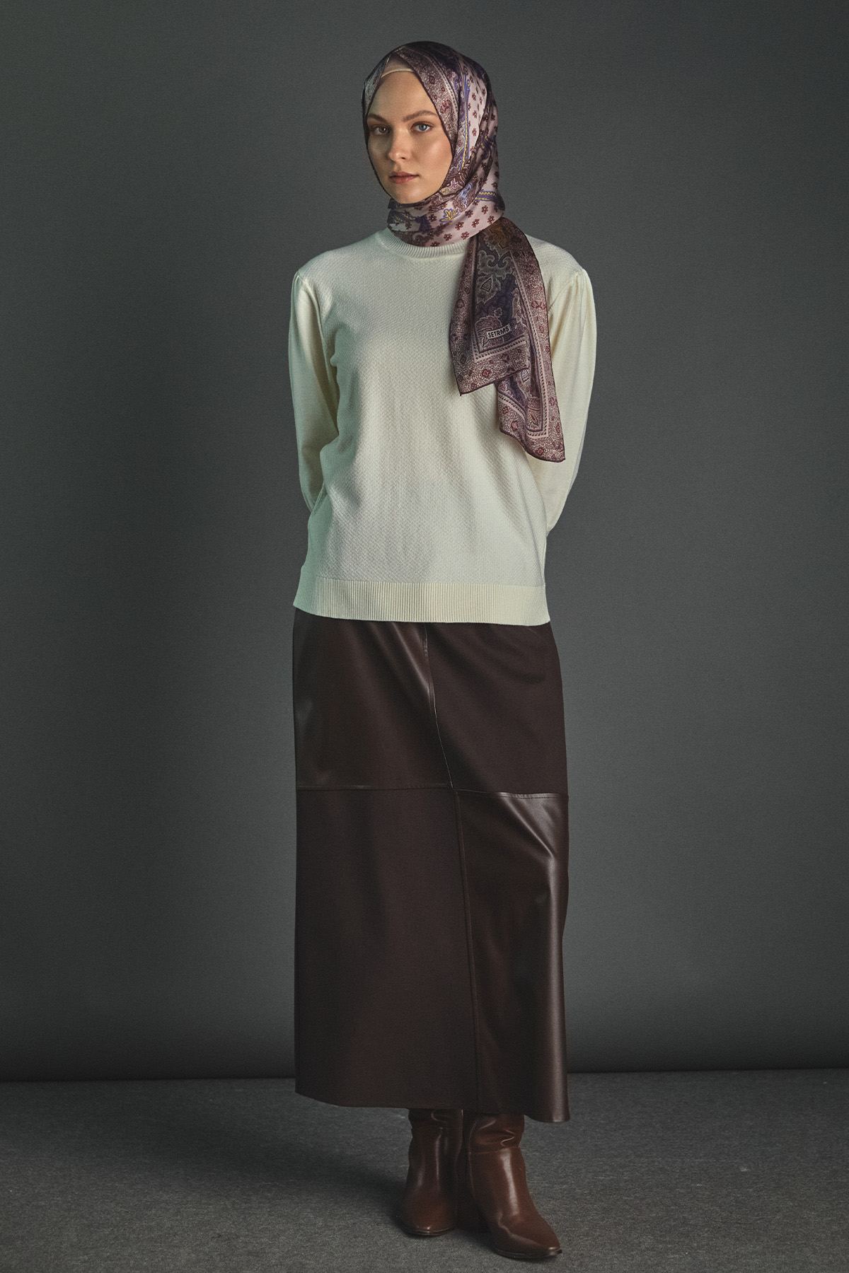 Suni Deri Parçalı A Kesim Etek