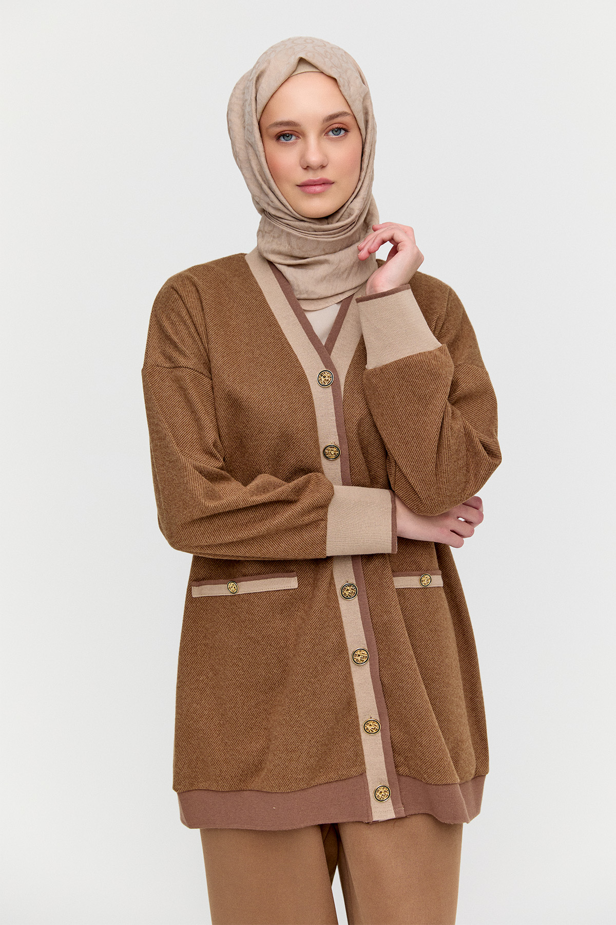 Düğme Detaylı Ribanalı Hırka