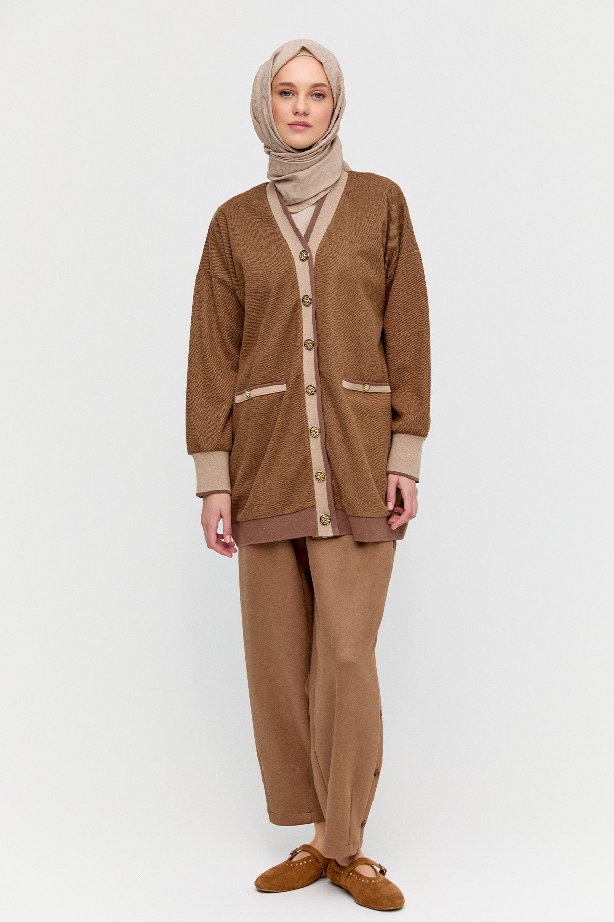 Düğme Detaylı Ribanalı Hırka