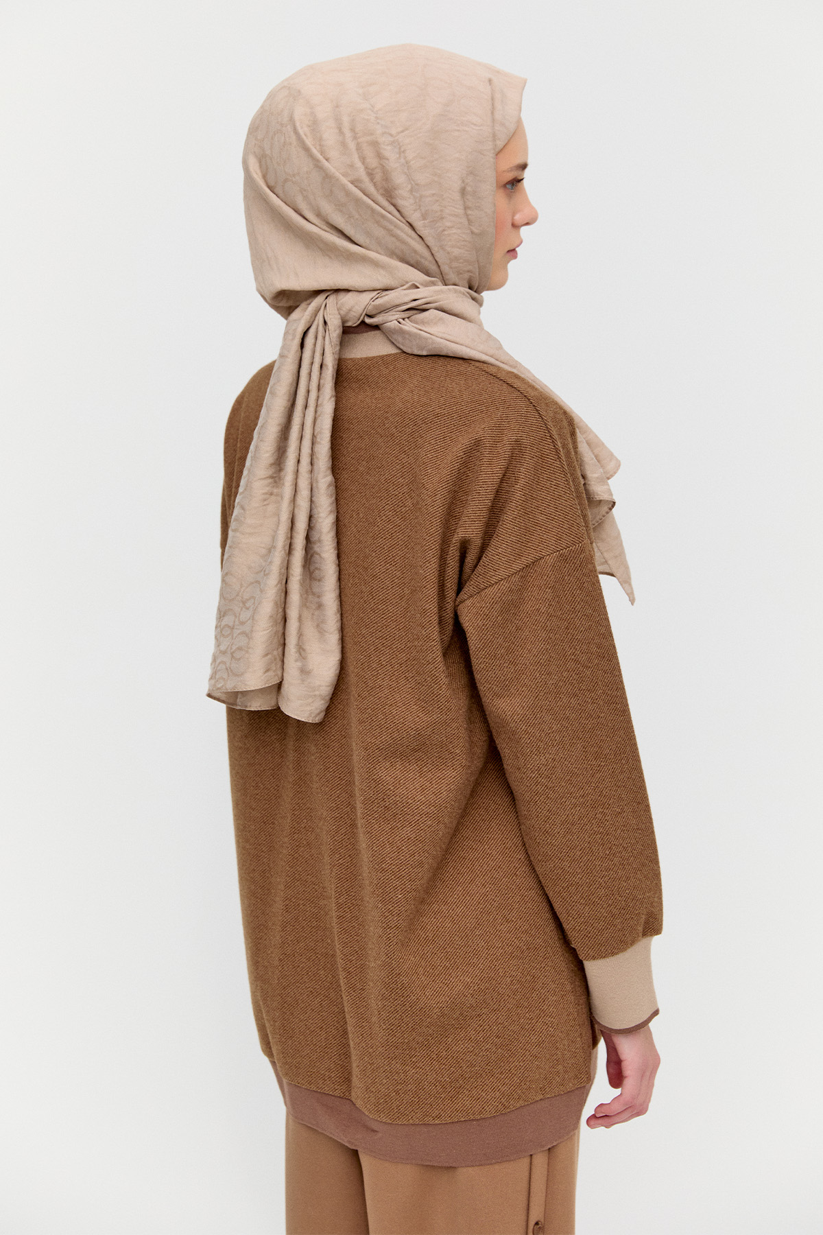 Düğme Detaylı Ribanalı Hırka