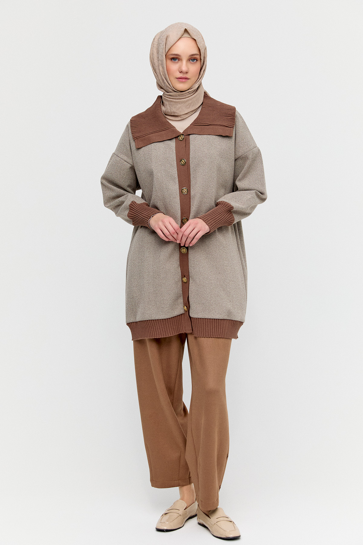 Düğmeli Ribana Detaylı Triko Hırka