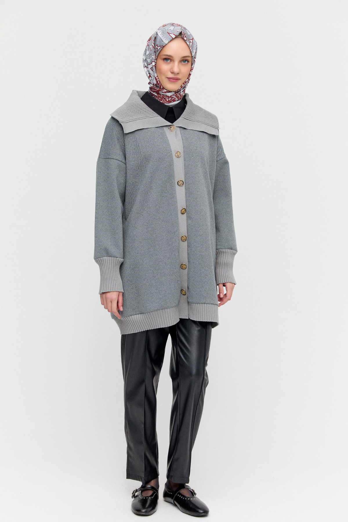 Düğmeli Ribana Detaylı Triko Hırka