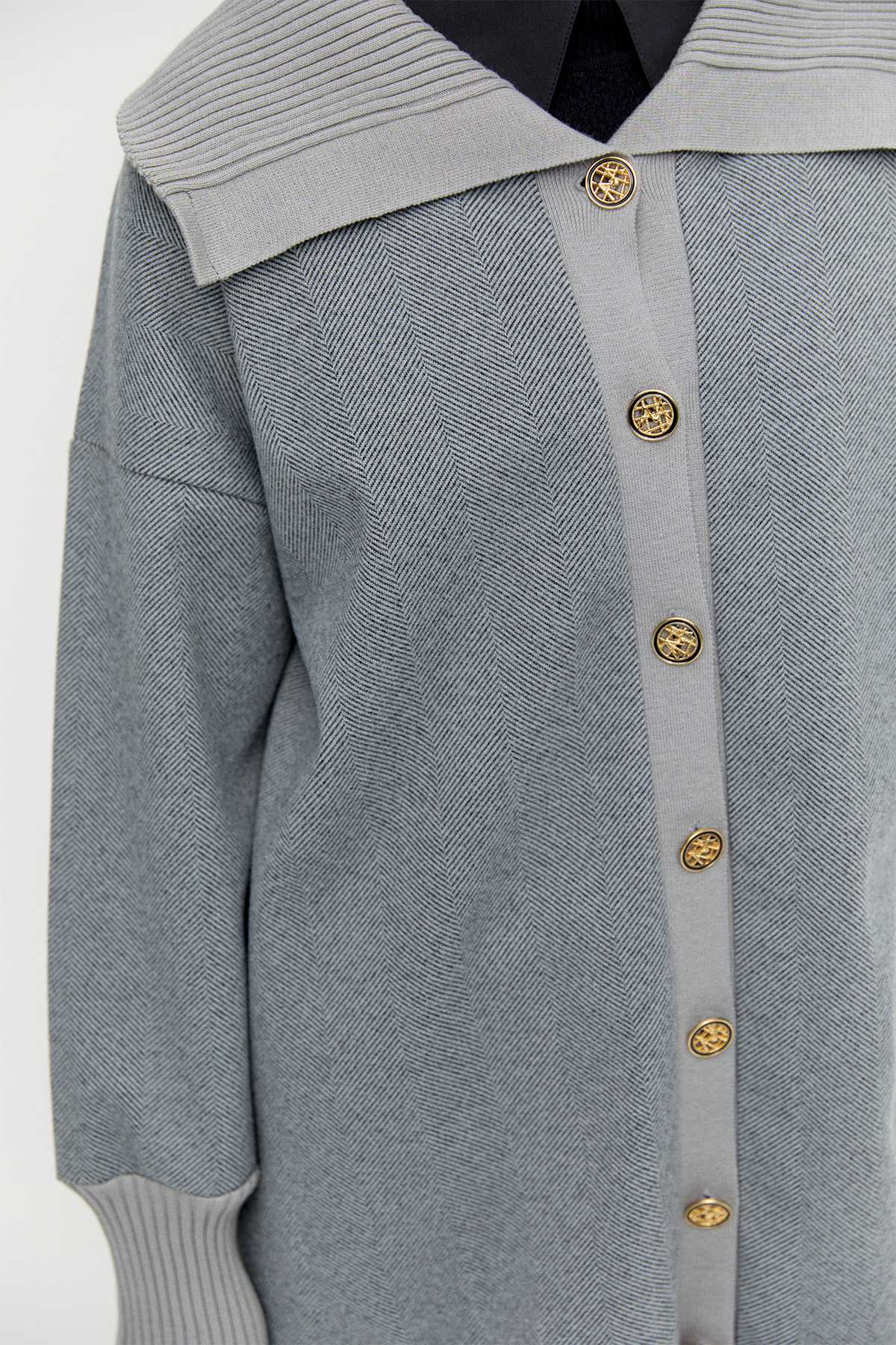 Düğmeli Ribana Detaylı Triko Hırka