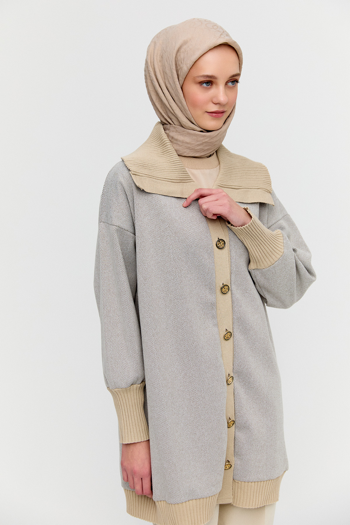 Düğmeli Ribana Detaylı Triko Hırka