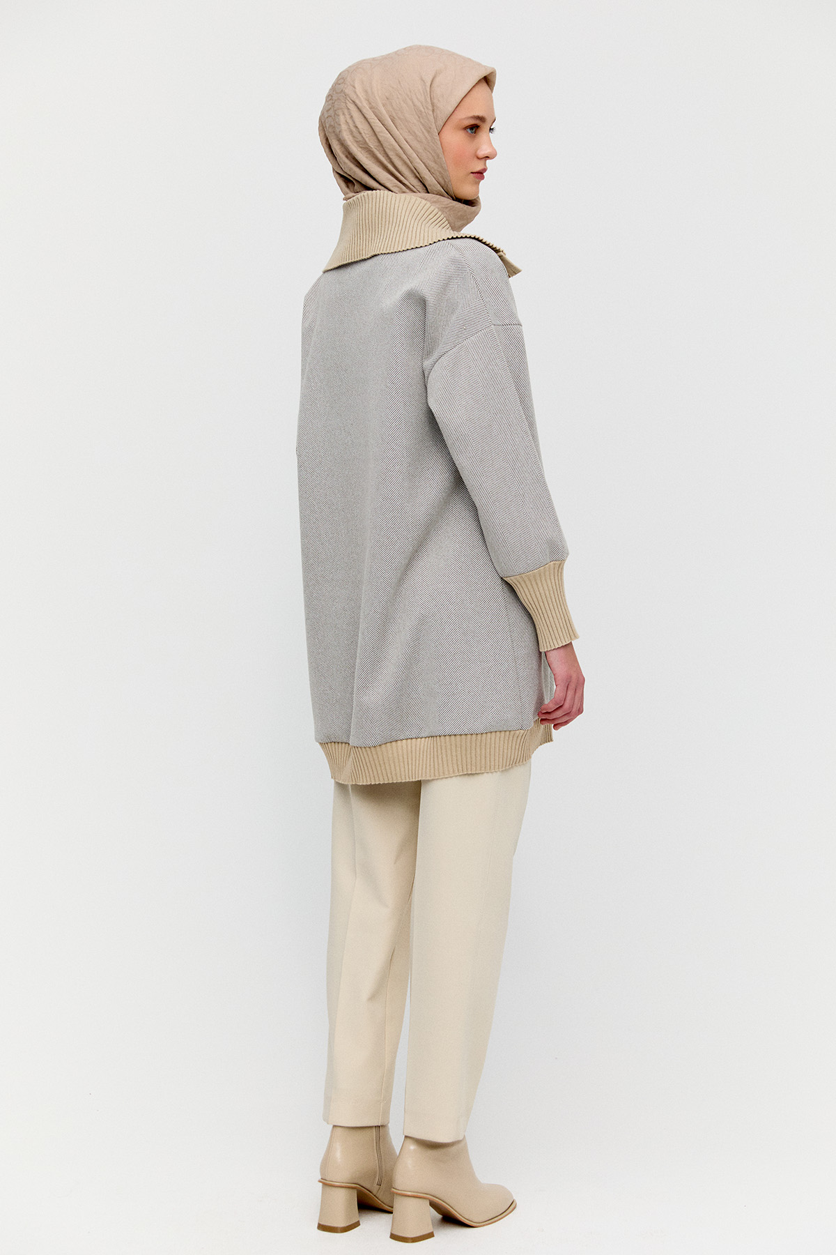 Düğmeli Ribana Detaylı Triko Hırka