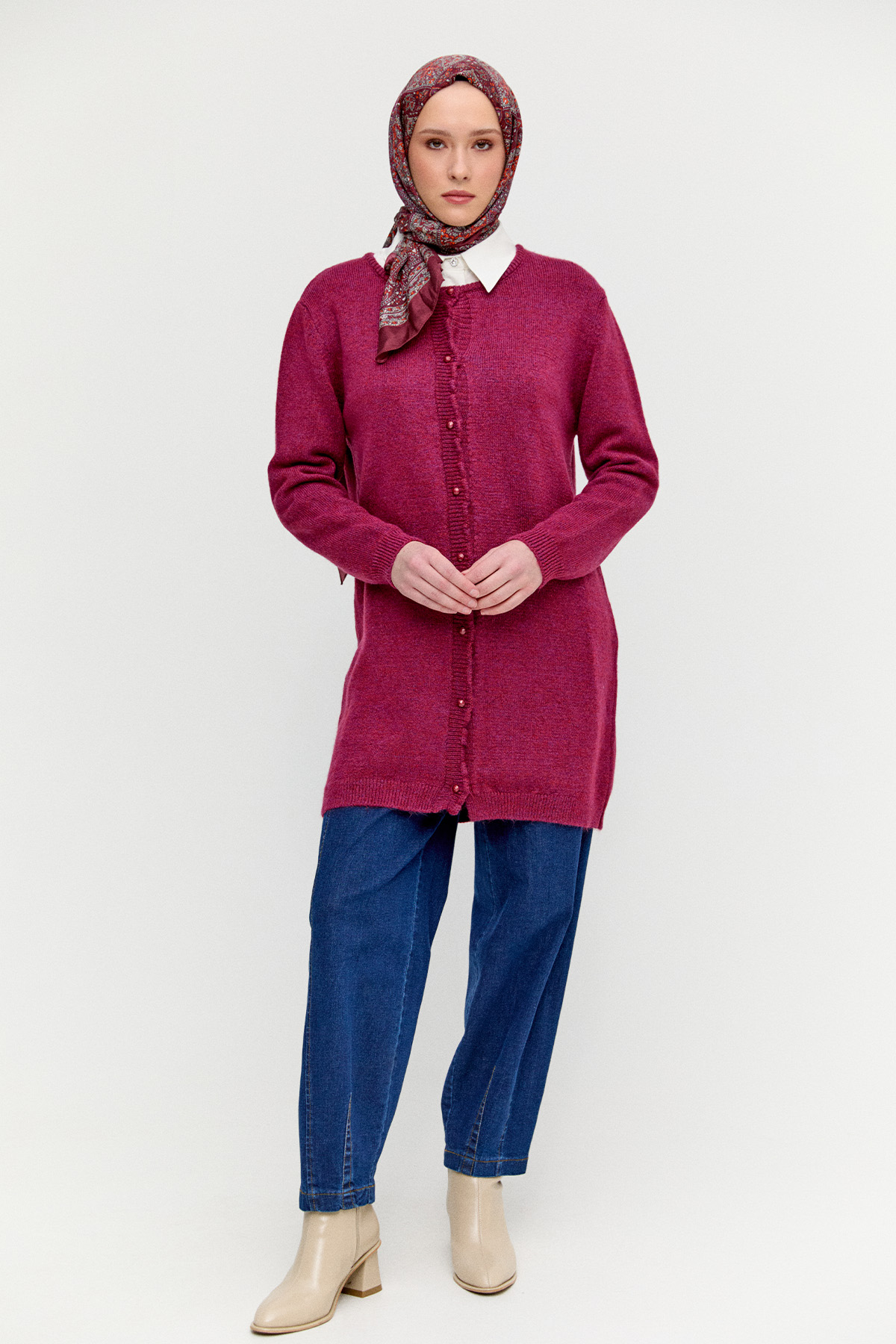 Yuvarlak Yakalı Düğmeli Triko Hırka, Tesettür Giyim