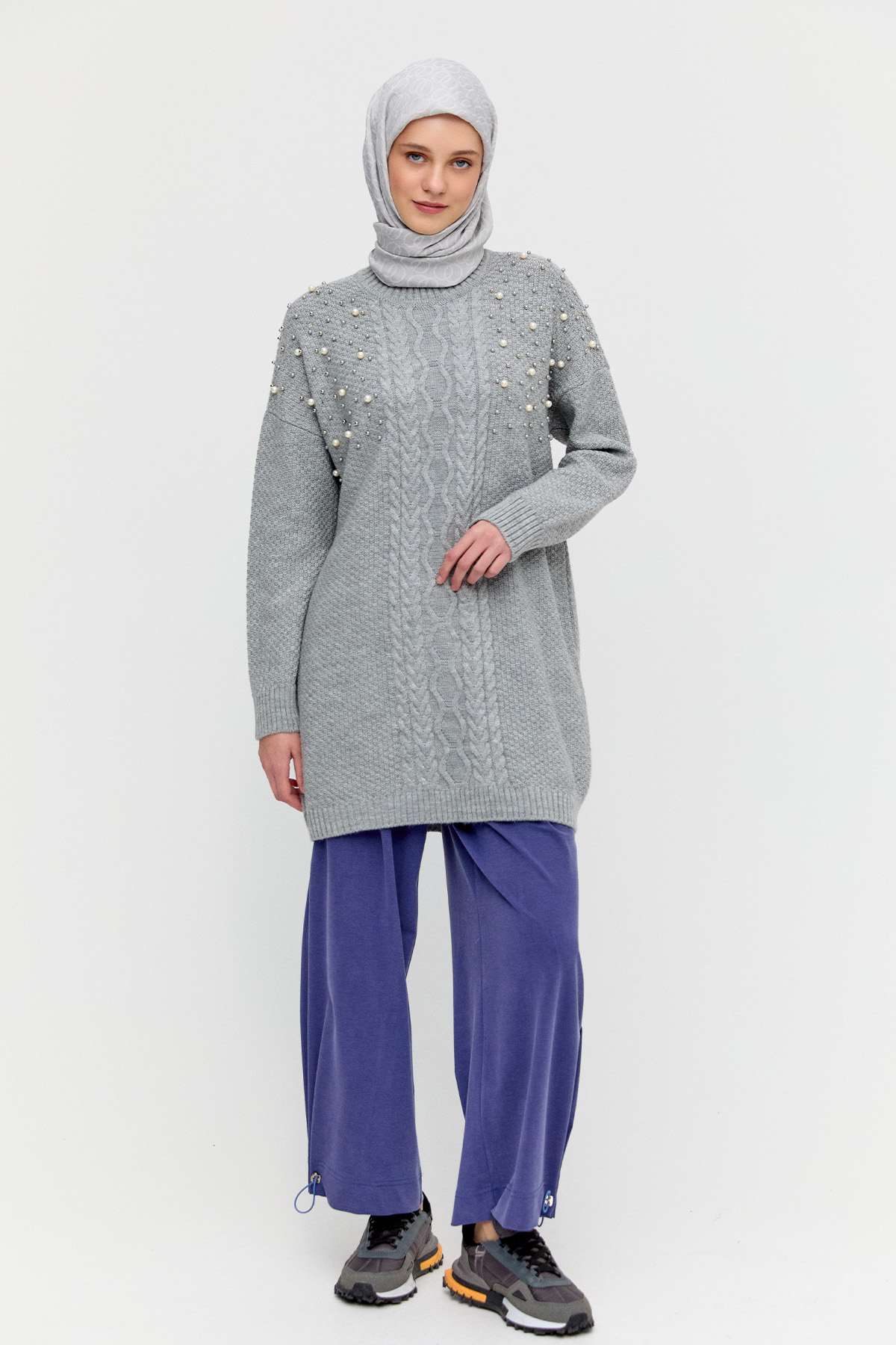 Taş Detaylı Triko Tunik