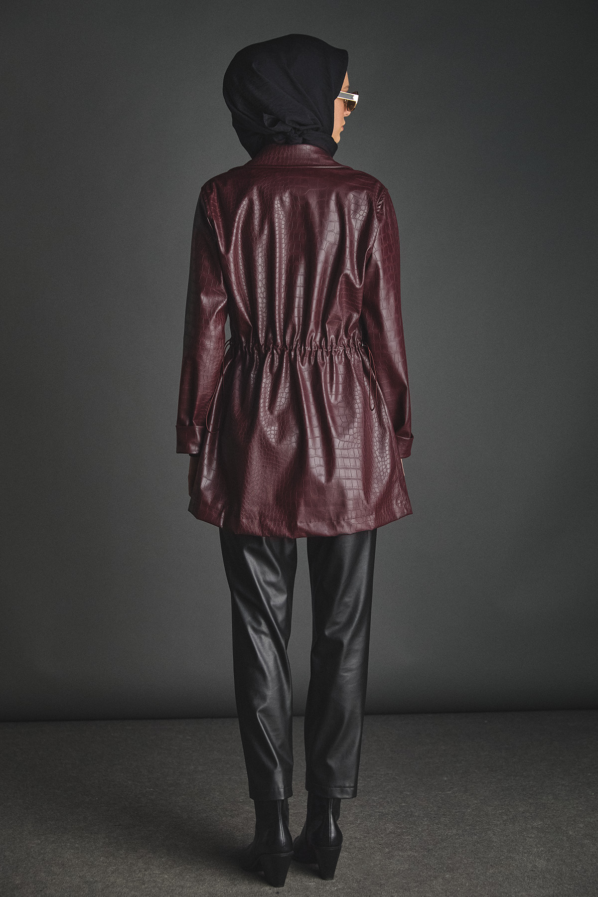 Croco Görünümlü Kap