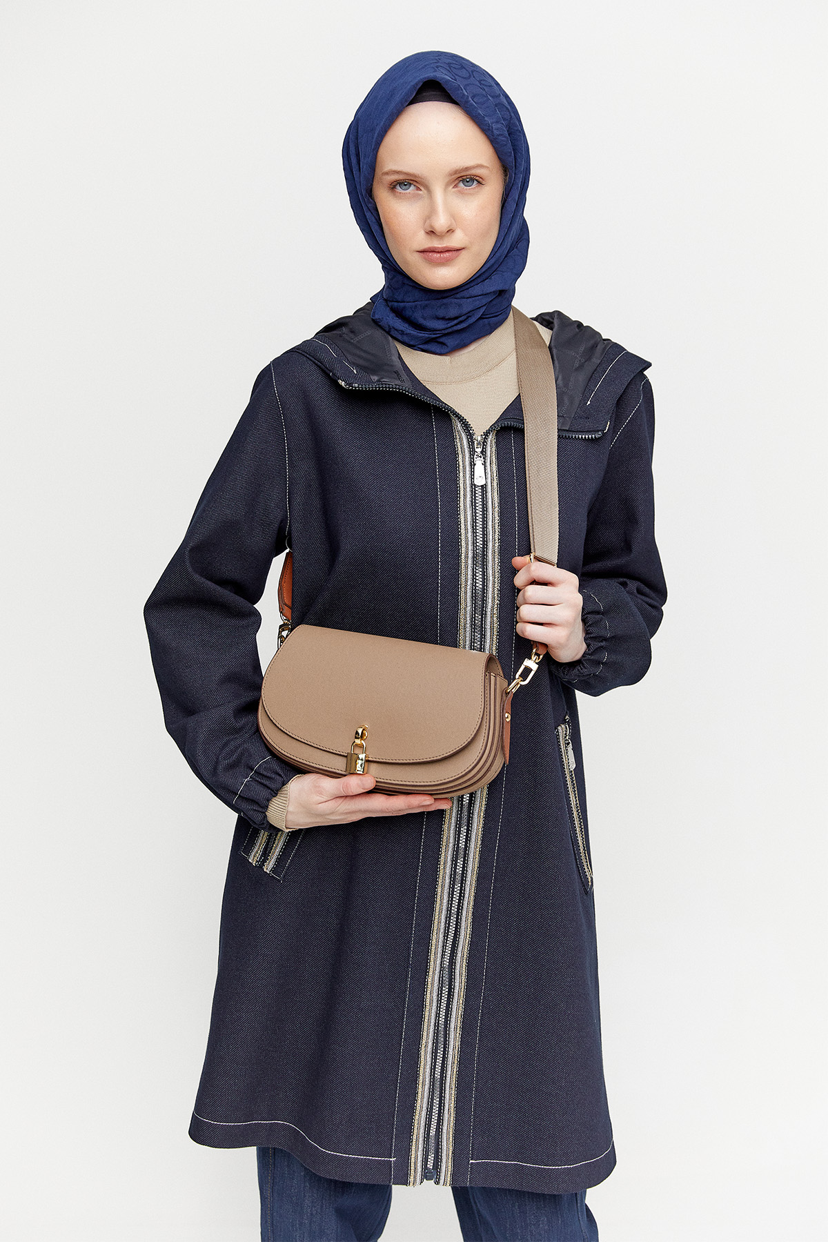 Kapüşonlu Oversize Kap