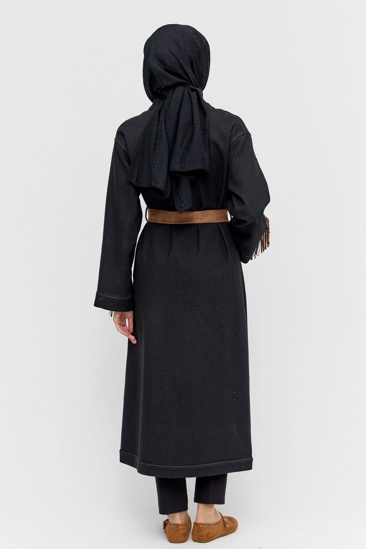 Püskül Detaylı Uzun Kap, Tesettür Giyim