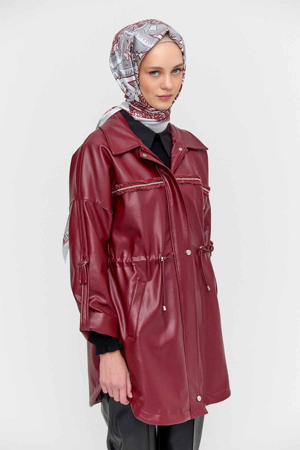 Taş Şeritli Suni Deri Ceket