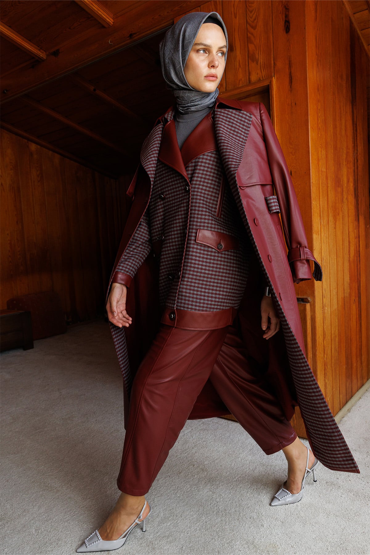 Kemerli Kruvaze Suni Deri Kap, Tesettür Giyim