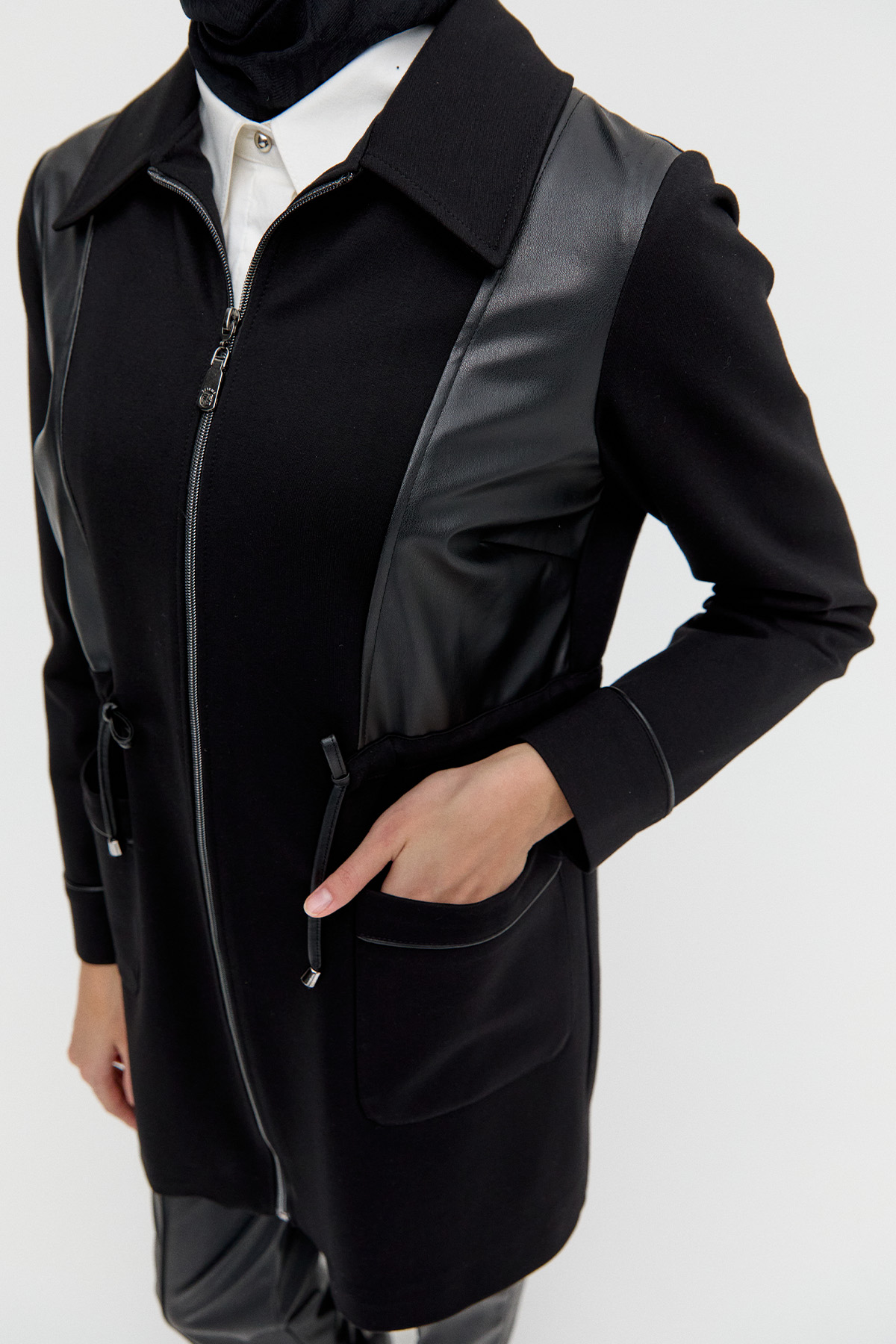 Deri Kombinli Kuşaklı Kap