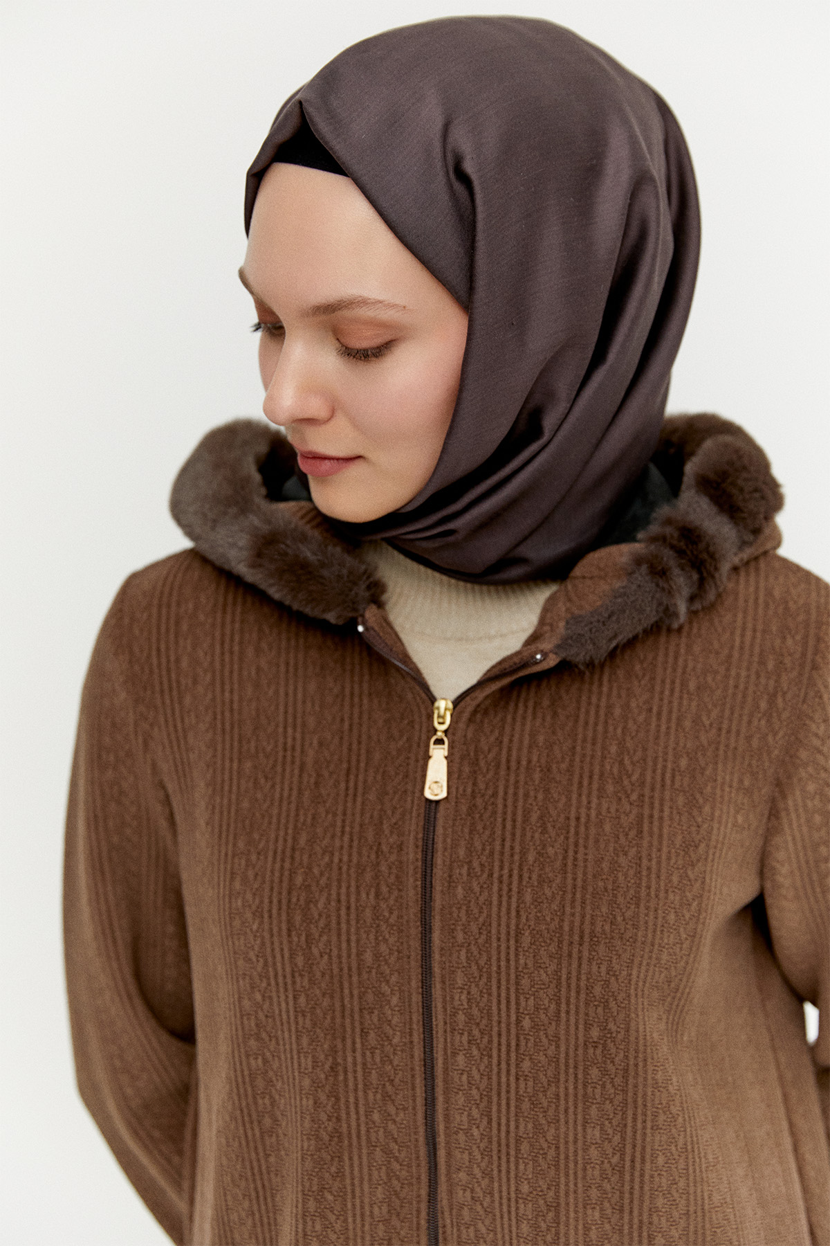 Suni Kürk Kapüşonlu Dokulu Kap