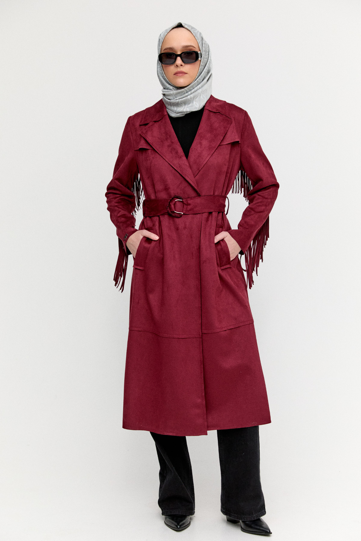 Püskül Detaylı Süet Dokulu Kap, Tesettür Giyim