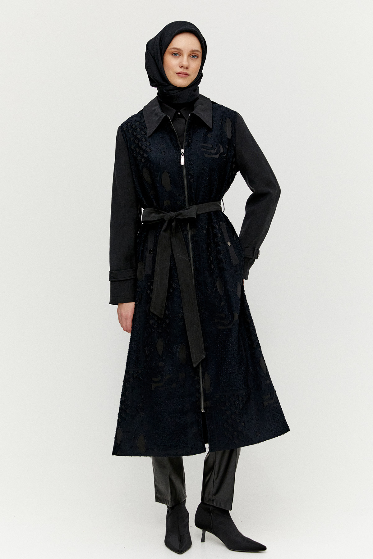 Kuşaklı Dokulu Kap