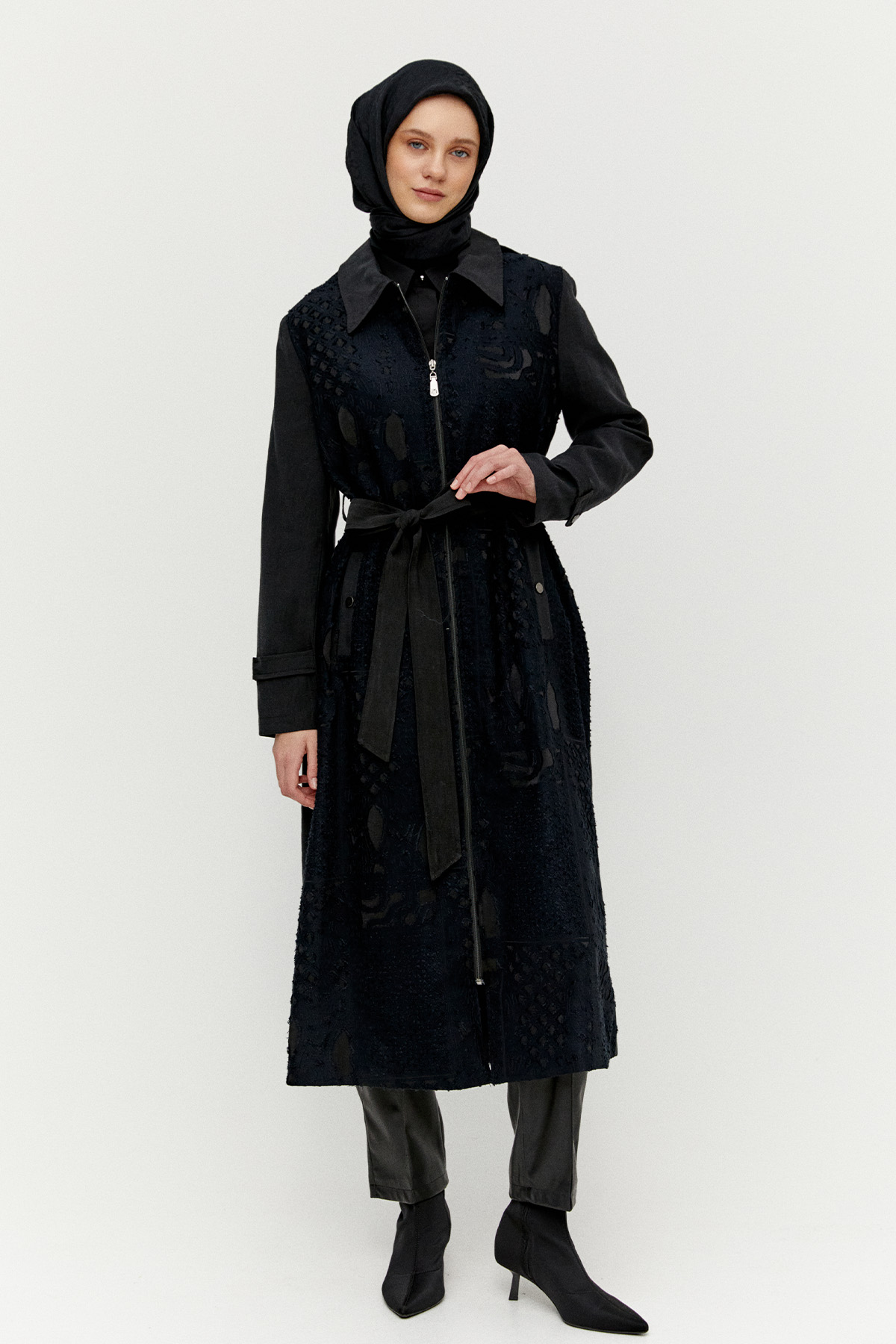 Kuşaklı Dokulu Kap