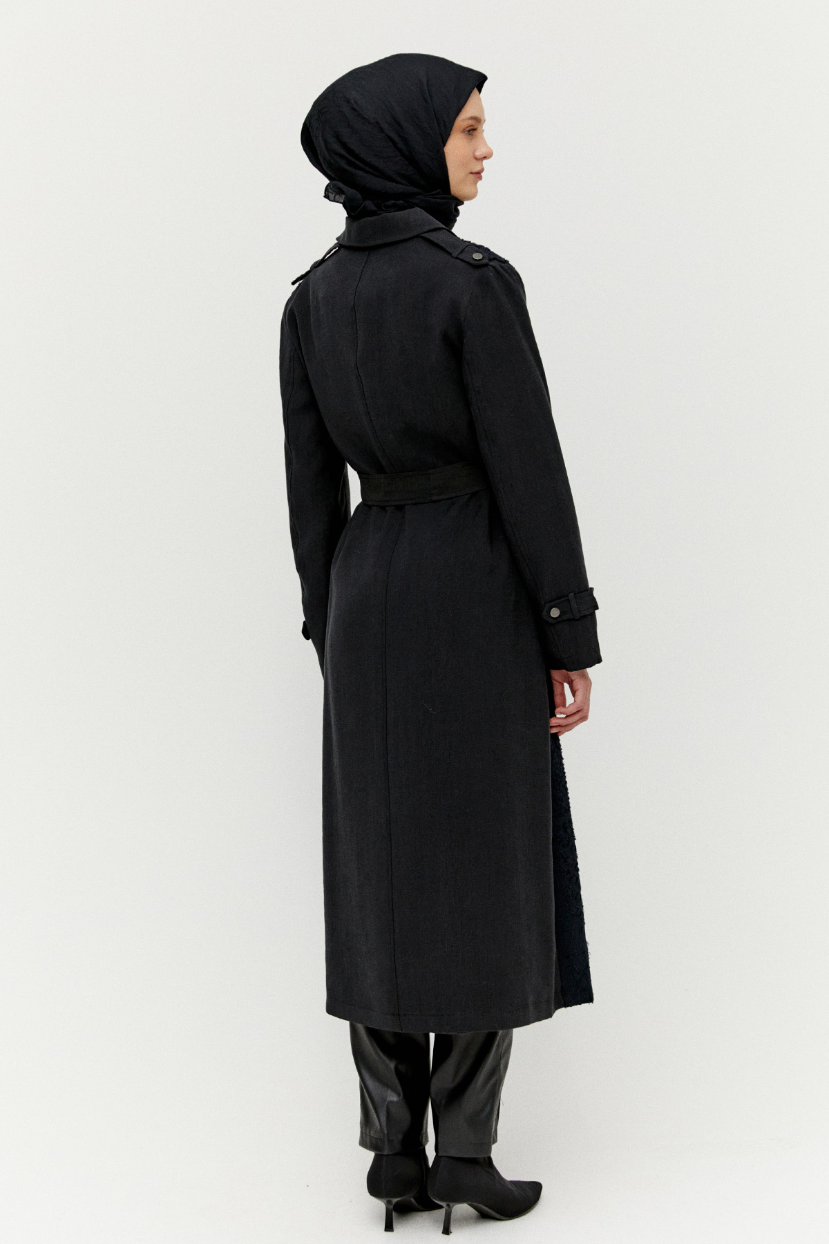 Kuşaklı Dokulu Kap