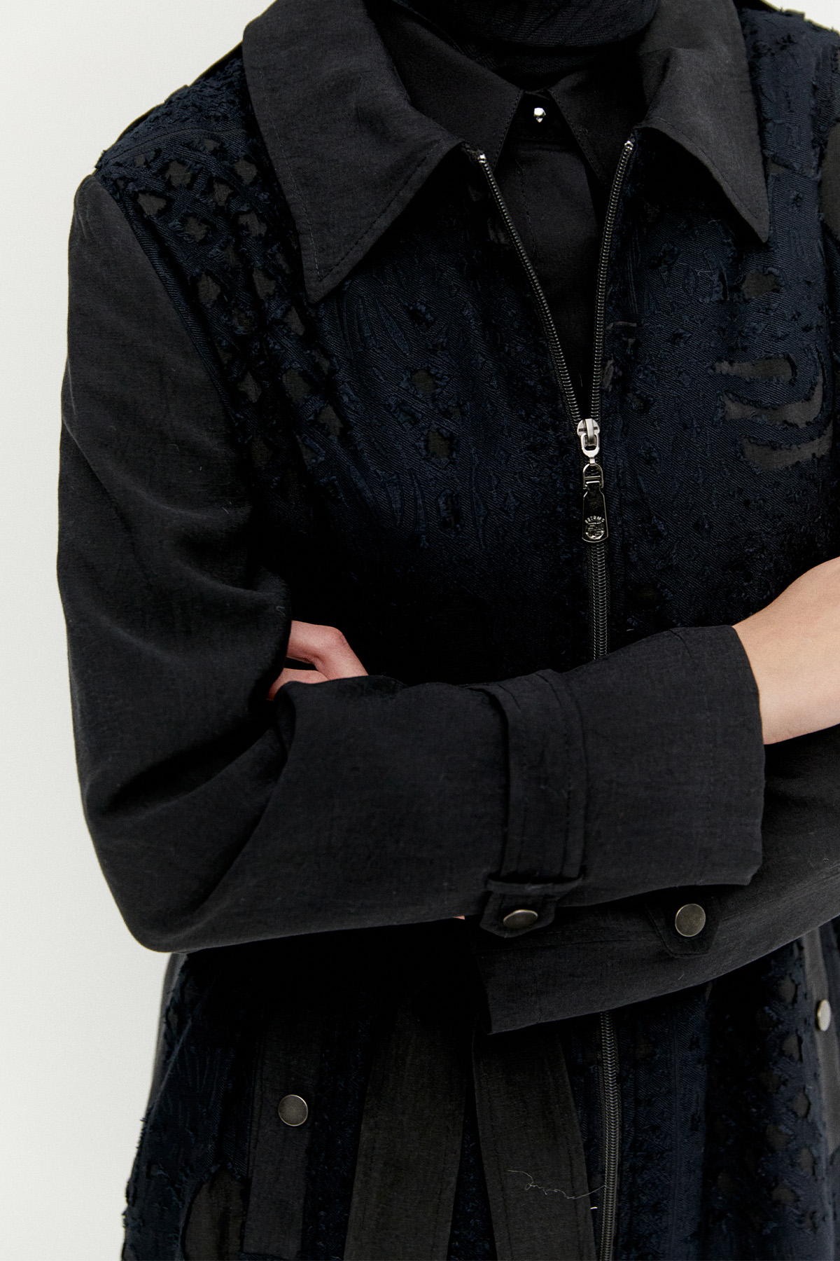 Kuşaklı Dokulu Kap