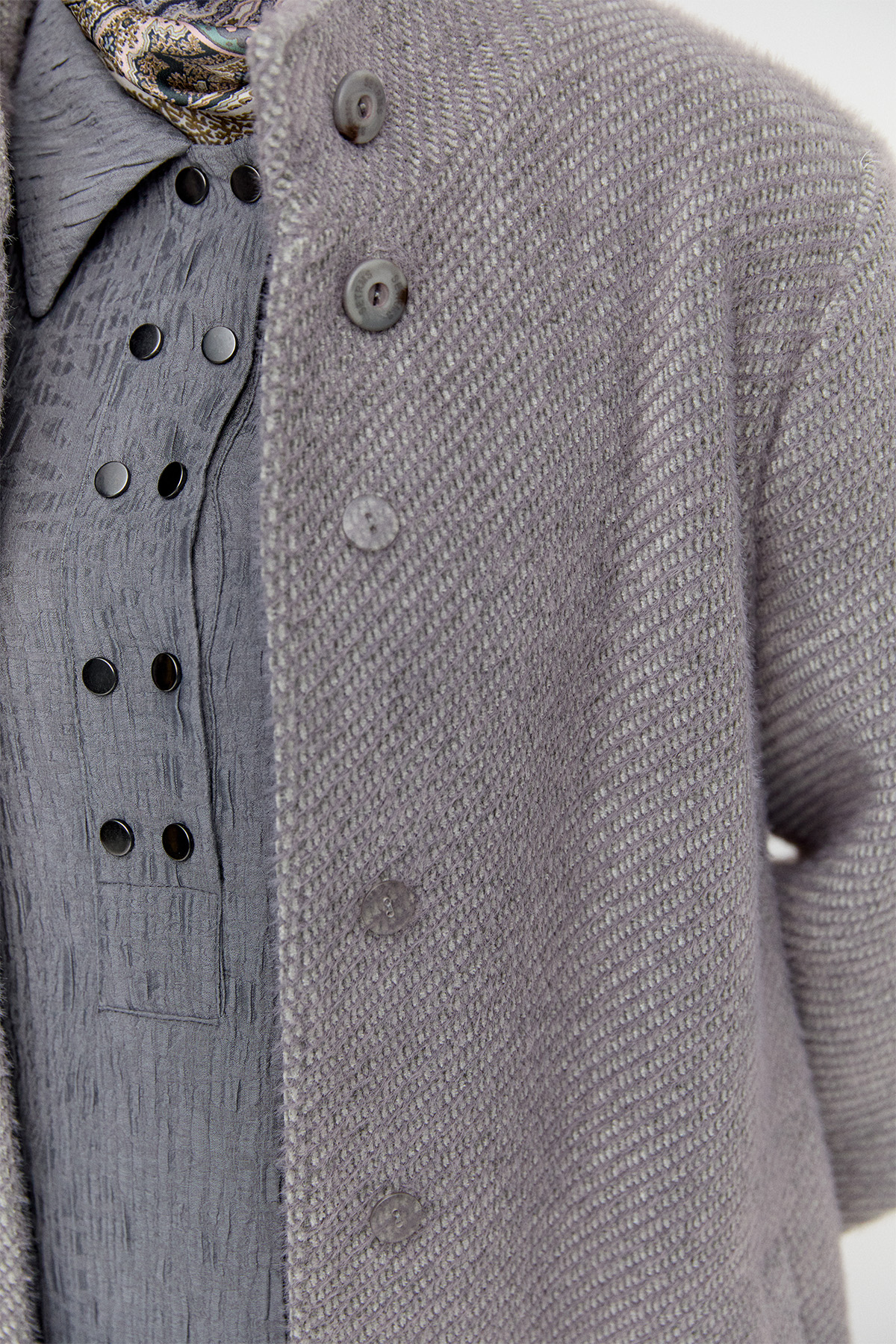 Yüksek Yakalı Lale Kol Ribanalı Kaban