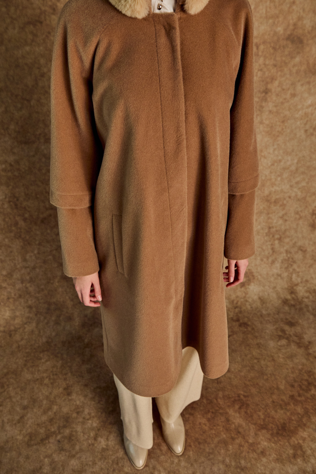 Seyyar Suni Kürklü Büyük Beden Kaban