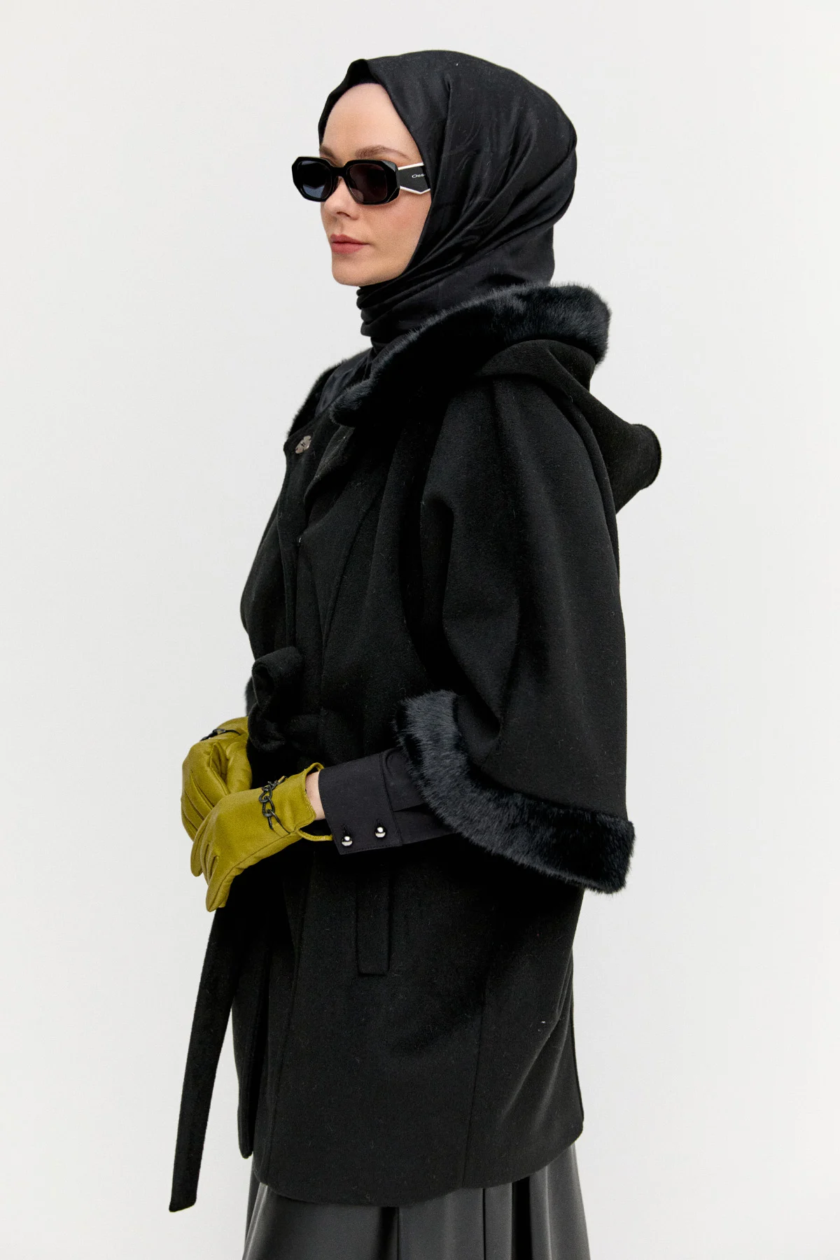 Kapüşonlu Kuşaklı Kaşe Kaban, Tesettür Giyim