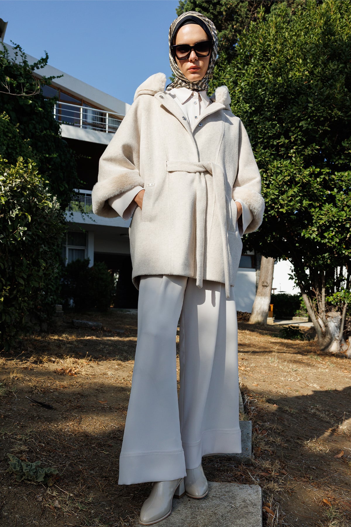 Kapüşonlu Kaşe Kaban, Tesettür Giyim