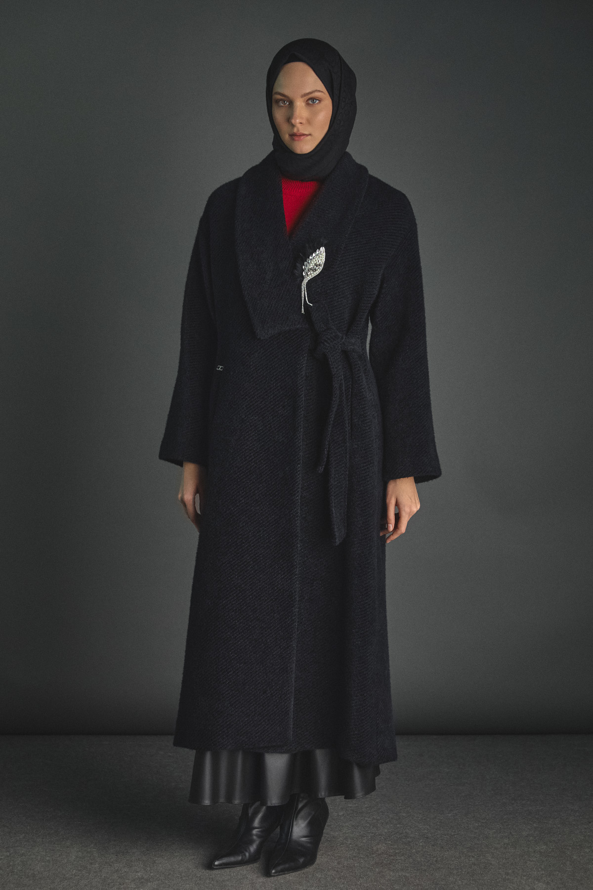 Asimetrik Yaka Oversize Manto