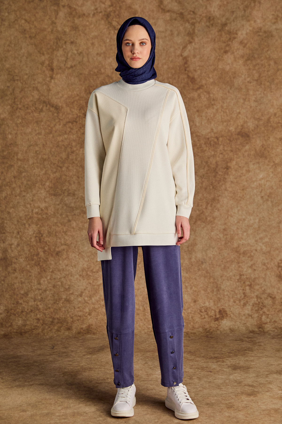 Süs Düğmeli Spor Pantolon