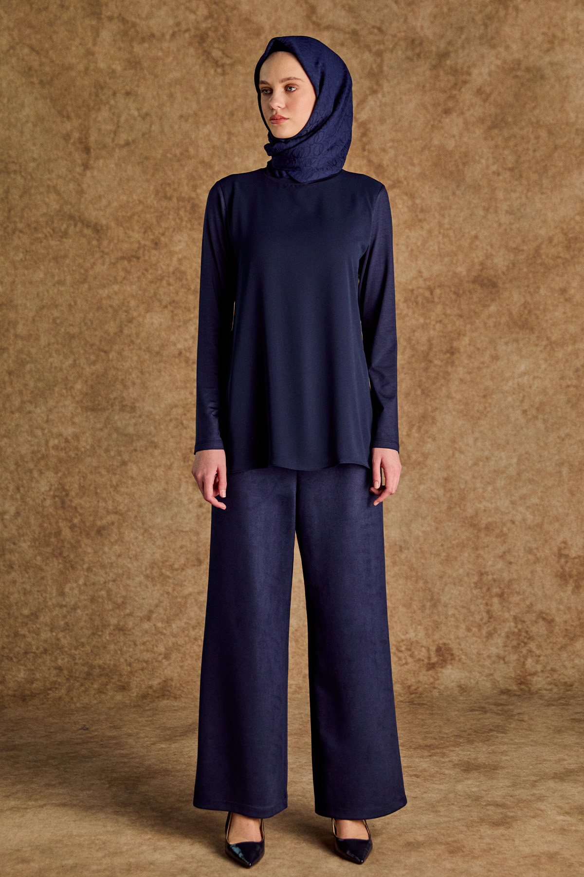 Yüksek Bel Süet Boru Paça Pantolon