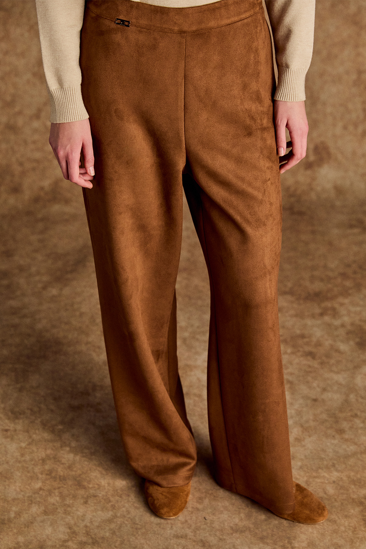 Yüksek Bel Süet Boru Paça Pantolon