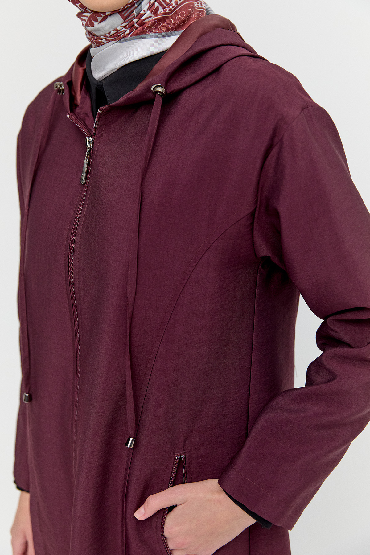 Kapüşonlu Fermuarlı Bağcıklı Pardesü