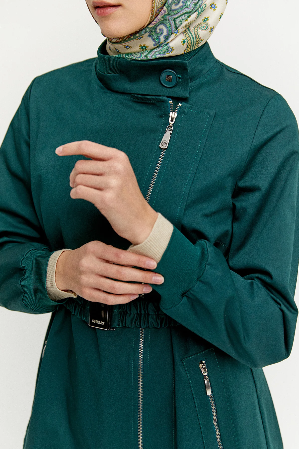 Ribanalı Kruvaze Fermuarlı Pardesü, Tesettür Giyim